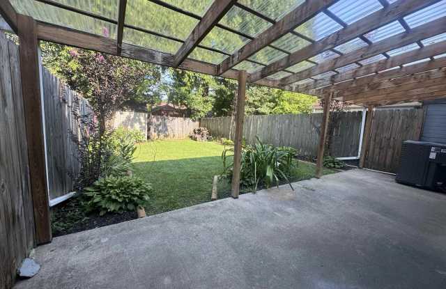 2210 Westbury Court SW Gallery 4