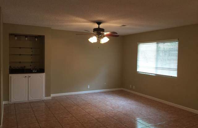 beautifully maintained 3-bedroom, 2-bath, 1,560 sq ft in Rocklin Gallery 4