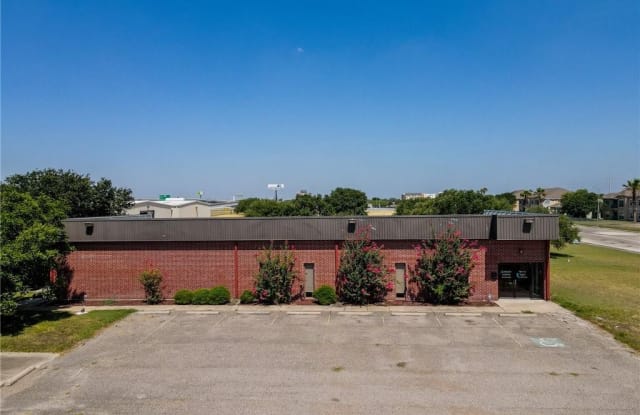 3425 Twin River Blvd - 3425 Twin River Boulevard, Corpus Christi, TX 78410