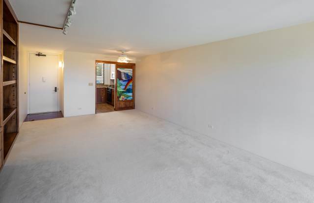6770 Hawaii Kai Dr. #203 Gallery 3