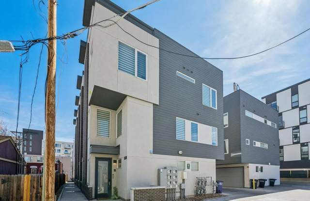 1583 Grove Street photos photos