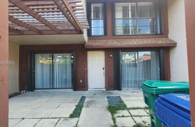 11500 SW 64th St photos photos