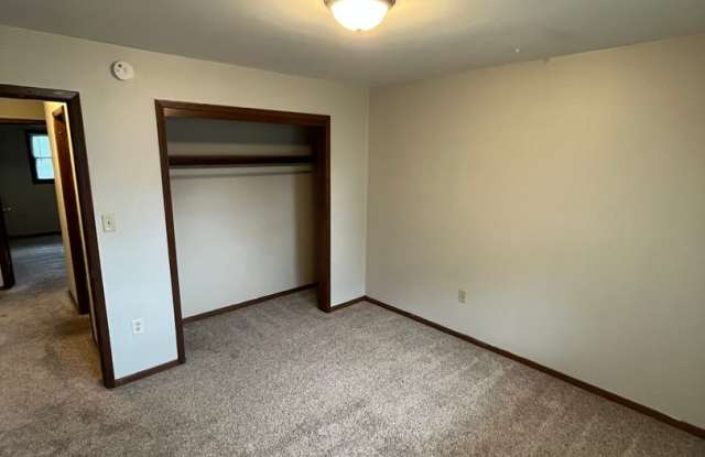 3 Bd 1.5 Ba Condo for rent in Cedar Falls, IA Gallery 4
