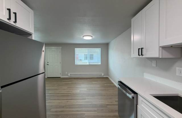 8614 8th Ave West- 5 Units Gallery 4
