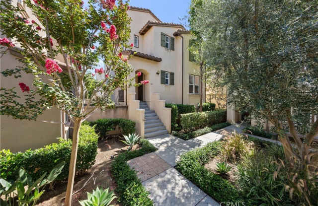 303 Tall Oak Gallery 2