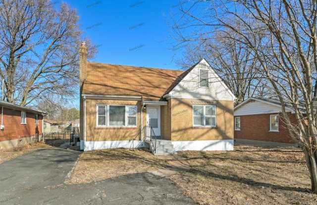 1121 Trampe Avenue - 1121 Trampe Avenue, Spanish Lake, MO 63138