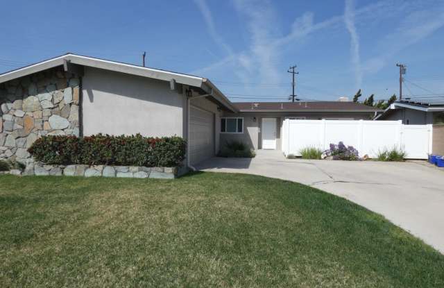 14727 Valeda Dr. Gallery 2