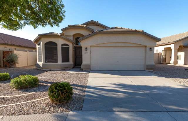 Updated 3 bedroom 2 bath located in Gilbert Ranch! photos photos