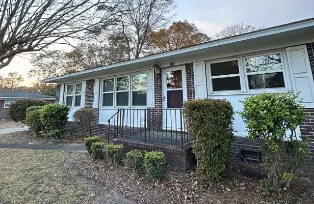 3-Bedroom Home with Fenced-In Yard photos photos