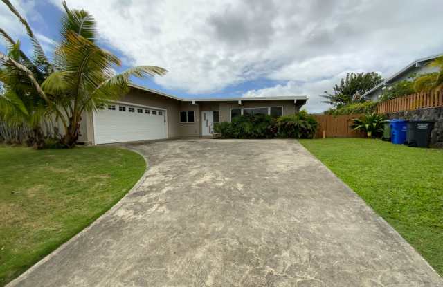 Single level, Single Family Home in Kailua - 1504 Keolu Drive, Honolulu County, HI 96734
