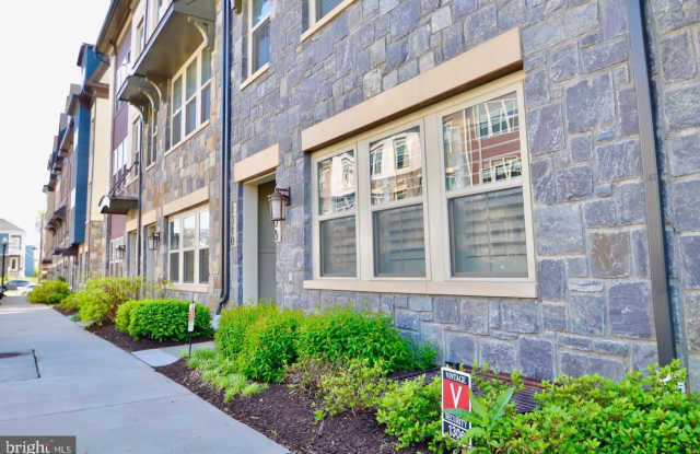 1330 S QUINN STREET - 1330 South Quinn Street, Arlington, VA 22204