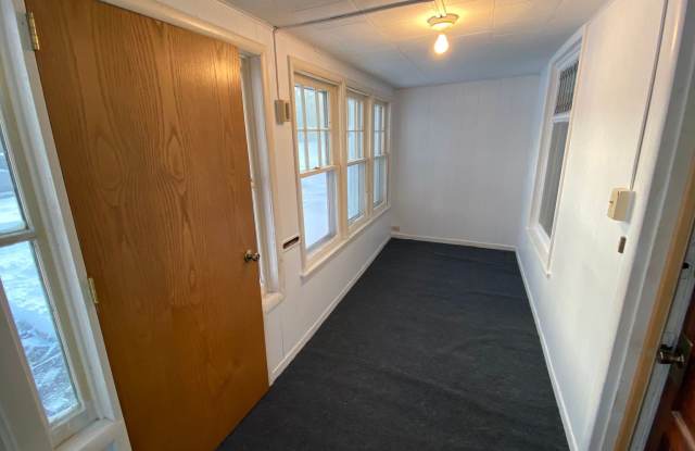 3 Bed/2 Bath Single Family House for Rent Gallery 4
