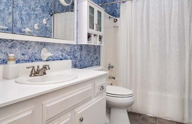 2287 SHADY HILLS DR Gallery 3