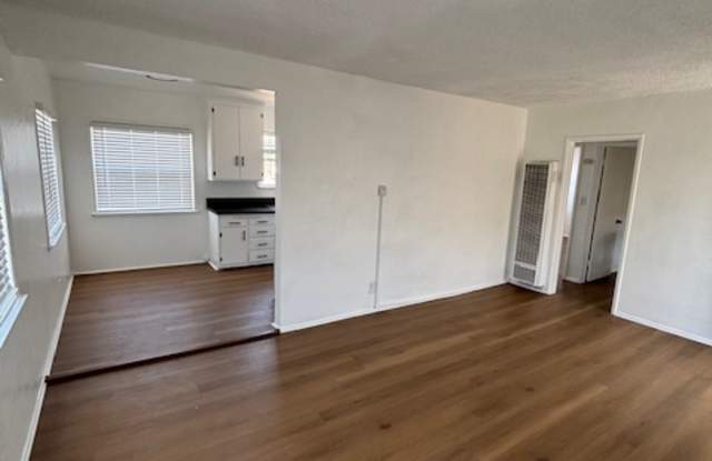 6208 3rd Ave. Gallery 1
