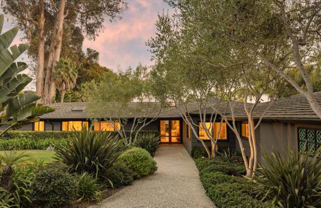 1695 Fernald Point Lane Gallery 3