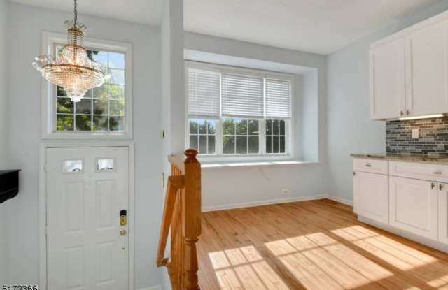 213 Barringer Dr Gallery 3