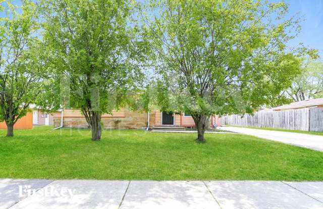 209 East Myrick Avenue photos photos