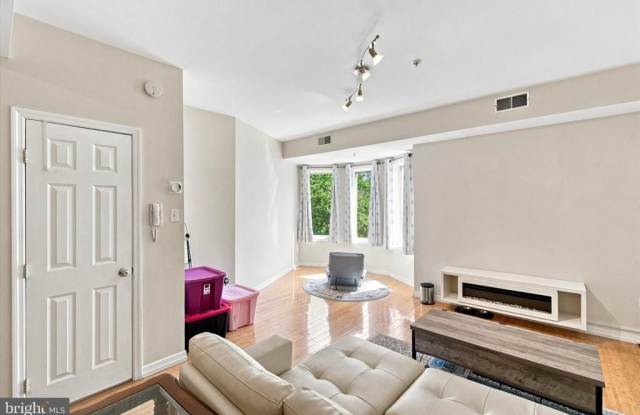 800 N 2ND STREET Gallery 2