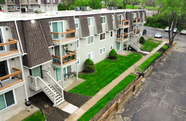 Skyline Apartments Gallery 4