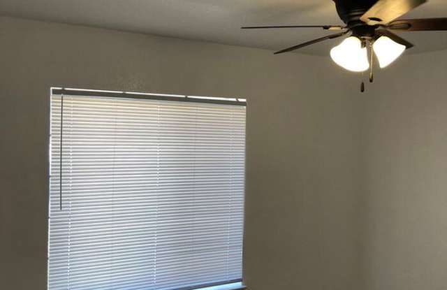 3412 Leona Court Gallery 3