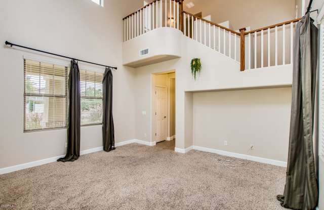 13676 N 152ND Drive Gallery 4