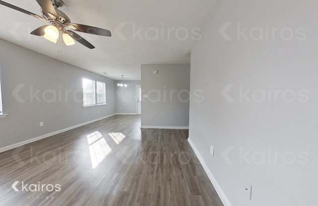 138 Deer Parkway Gallery 2