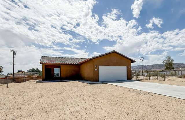 29 Palms Home with Solar - 6611 Sherman Hoyt Avenue, Twentynine Palms, CA 92277 29 Palms Home with Solar - 6611 Sherman Hoyt Avenue, Twentynine Palms, CA 92277