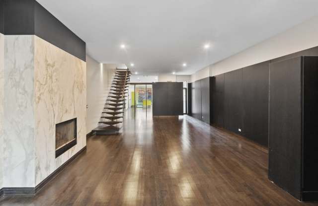 44 E Cedar Street Gallery 3
