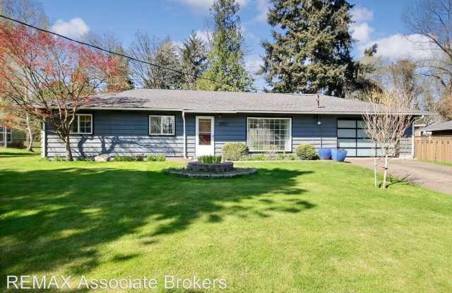 10521 14th Ave S - 10521 14th Avenue South, Boulevard Park, WA 98168