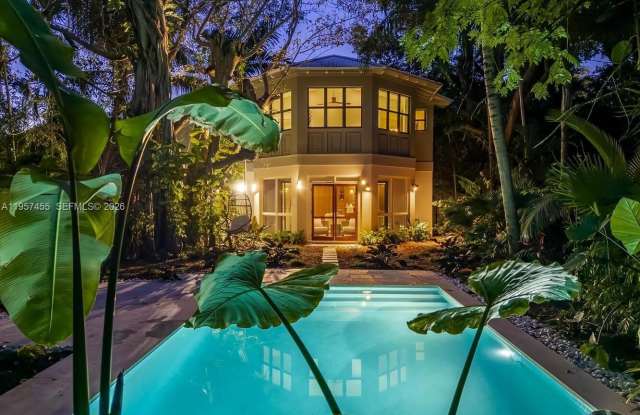 2330 Overbrook St photos photos