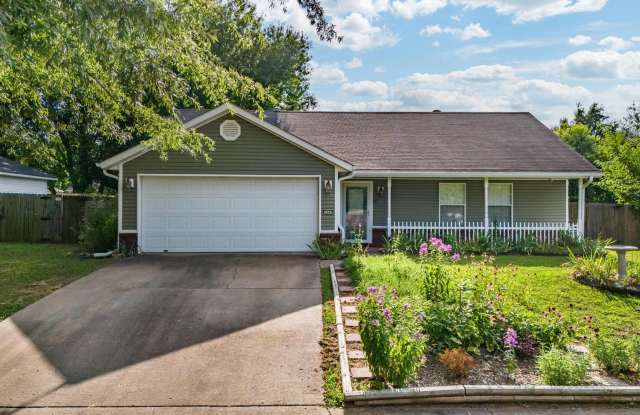 Energy-Efficient 3-Bedroom Home with Lawn Care Included photos photos