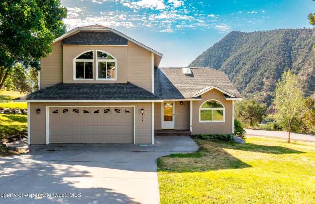 484 Canyon Creek Drive Gallery 1