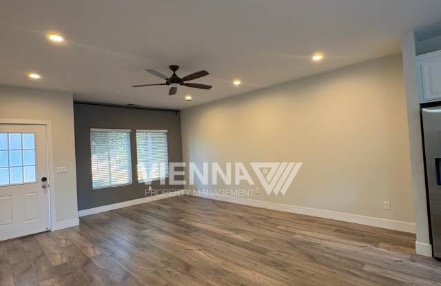 5841 Del Campo Ln Gallery 4