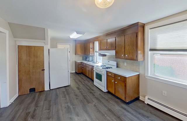 Two Bedroom Home in Jefferson Borough Gallery 4
