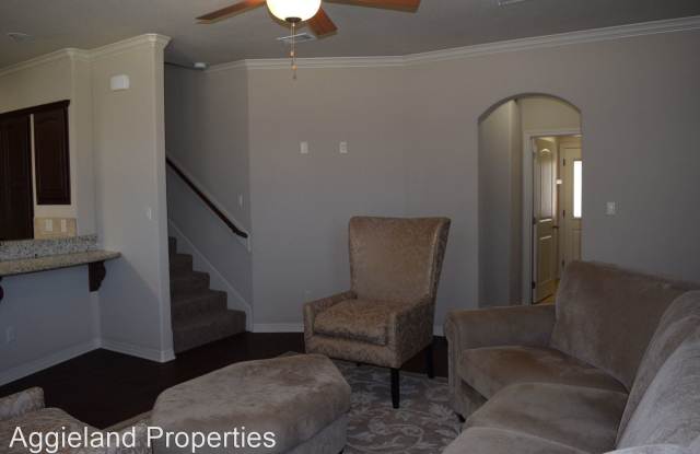 505 Forest Dr Gallery 3