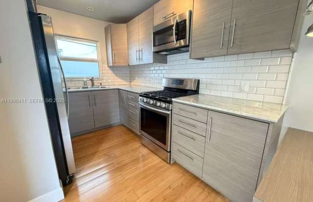 131 Zamora Ave photos photos