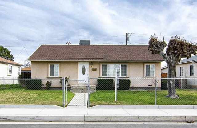 128 Donna Ave - 128 Donna Avenue, Bakersfield, CA 93304 128 Donna Ave - 128 Donna Avenue, Bakersfield, CA 93304