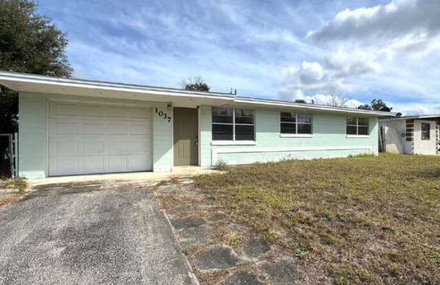 1037 Berkshire Road - 1037 Berkshire Road, Daytona Beach, FL 32117
