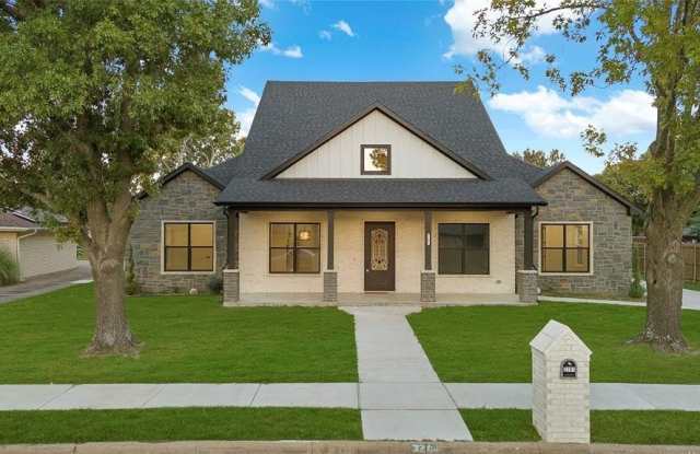 3201 Anthony Drive photos photos