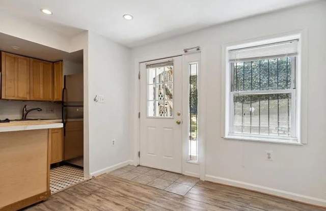 1704 V Street NW Gallery 4
