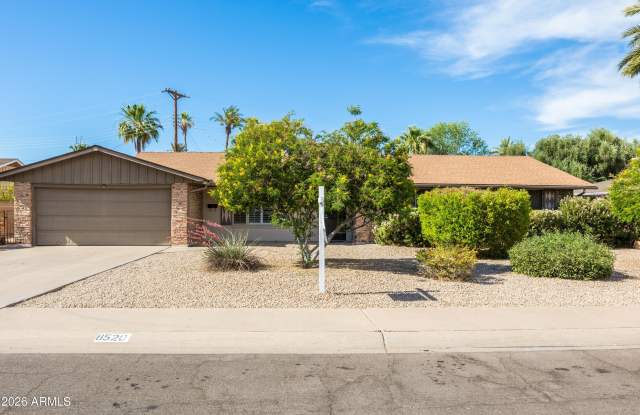 8520 E ROMA Avenue photos photos