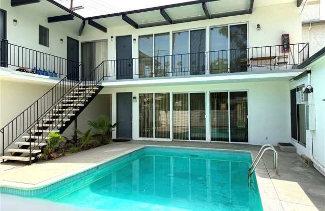 13223 Moorpark Street photos photos