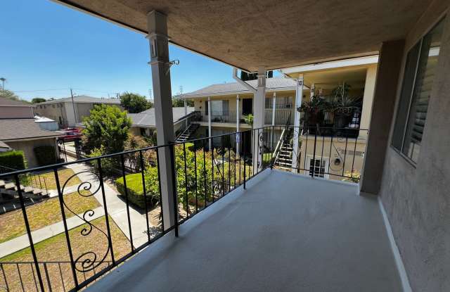 2 Bedroom 1 Bath Apartment for Rent in Whittier with Open Floor Plan photos photos