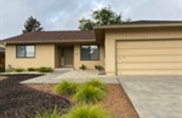 8835 Hood Mountain Circle photos photos