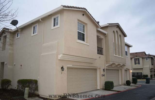 1345 Incline Drive Unit 1 Gallery 3