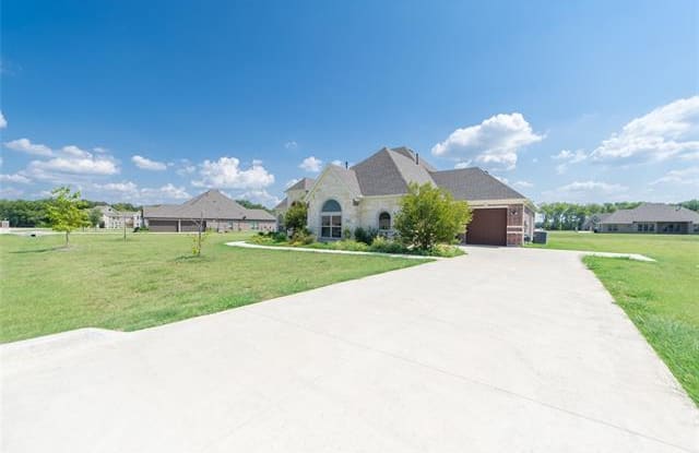111 Lilyfield Drive - 111 Lilyfield Drive, Lucas, TX 75002