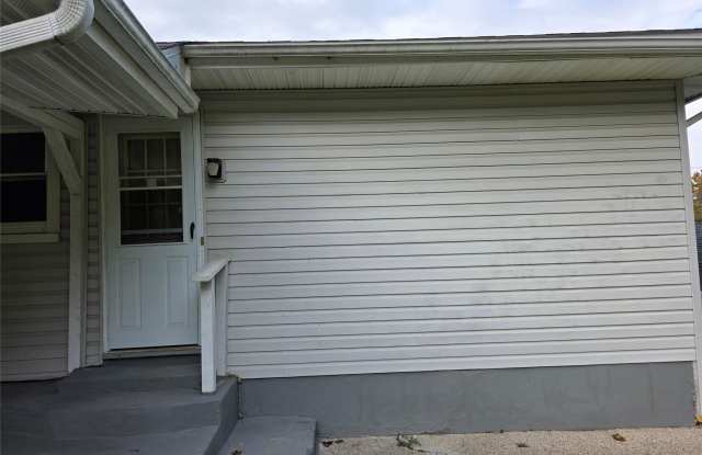 1962 Goshen Turnpike - 1962 Goshen Turnpike, Scotchtown, NY 10941 1962 Goshen Turnpike - 1962 Goshen Turnpike, Scotchtown, NY 10941