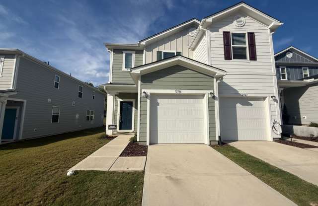 **OFFERING REFUNDABLE APPLICATION FEES** Stunning New Construction 3BD, 2.5BA End Unit Wake Forest Townhome in a Prime Location Near Shopping & Dining, with Easy Access to Raleigh Gallery 1