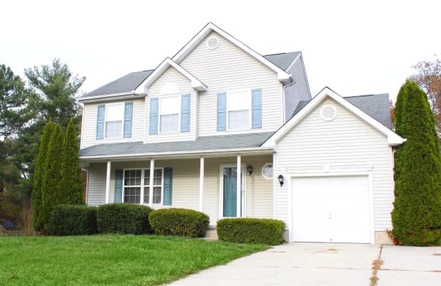 10 CHURCHILL DRIVE - 10 Churchill Drive, Millville, NJ 08332