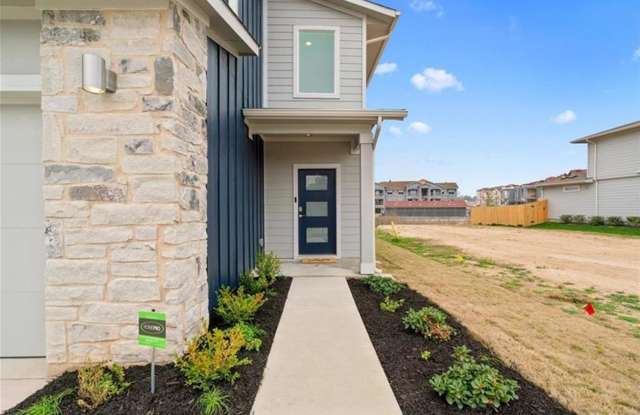 Modern 3-Bedroom Home with Flex Room & Fenced Backyard in Pioneer Hill Gallery 4